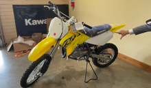 Load image into Gallery viewer, 2022 Suzuki RM85L "The Last Big-Wheel" $5,000,000